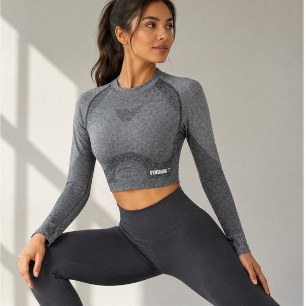 Gymshark Seamless Long Sleeve Crop Top Gray Thumbhole Athletic‎ Women's Small